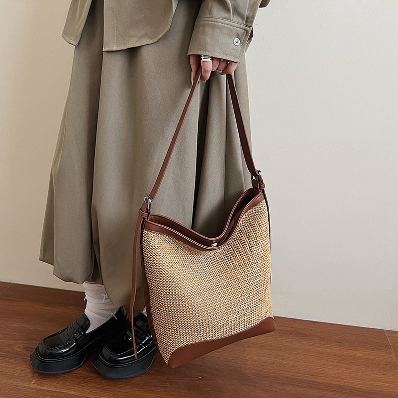 韓系編織大容量單肩腋下水桶包・2色:圖片 4